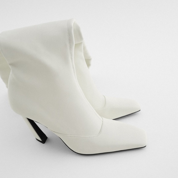 ZARA Geometrical Heel High Shaft Boots - Picture 7 of 8